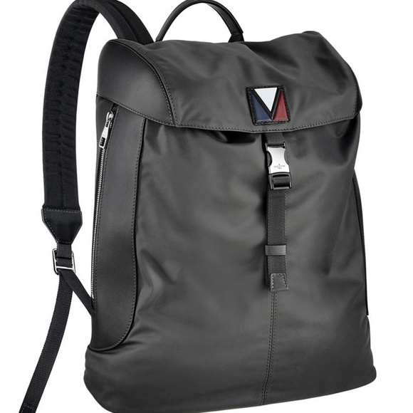 MENS LOUIS  VUITTON PULSE BACKPACK - Picture 1 of 6